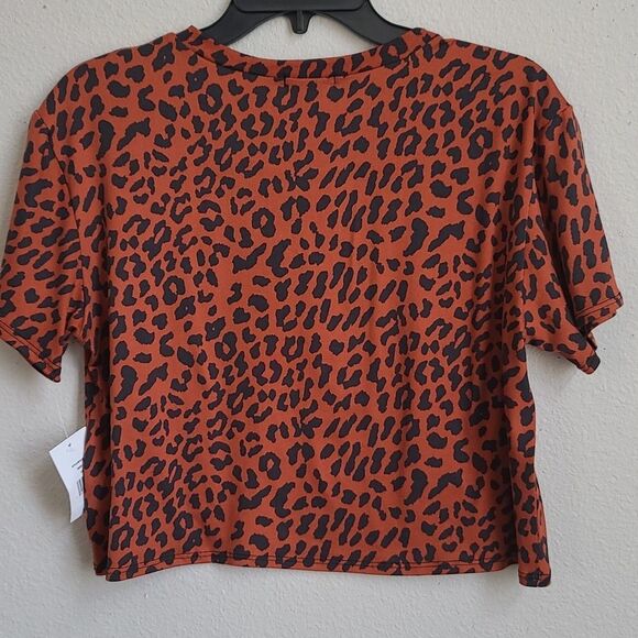 MMM,MMM,,MMM CROP TOP - Picture 5 of 8